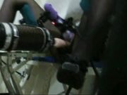 曾经很火的网红美腿紫竹铃最新流出作品虐阴折磨第17次丝袜塞逼给土豪看