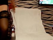 极品单身女神寂寞难耐闺房看动作片自慰高潮喷水来个爷们满足她插嘴插逼足交诱惑上部