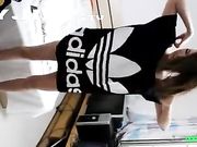 嫩模露脸自慰把粉嫩的蝴蝶逼摸的淫水狂流