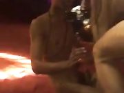 大舞台公开3P骚妇