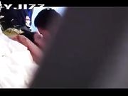 绿帽奴门外偷拍自己老婆和单男3p