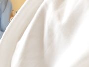 纯情蓝衣少女被我自己脱光给我舔鸡巴