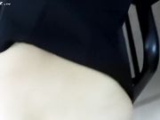 外貌非常淫骚的华裔美眉办公室被洋屌内射大屁股