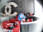 美女和男友开房被舔的欲死欲仙爆操后又自己坐在鸡鸡上猛摇到高潮时听叫声都快哭了