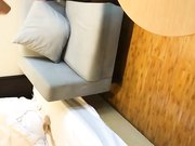 176最淫骚大二师妹自述 修长美腿穿着黑丝情趣内裤一线逼被震蛋两下就泛滥