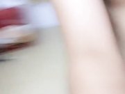 高颜值靓妹朋友圈的秘密第二弹，露脸特写自慰骚逼，不知道哪里来个大哥把她操了，浪叫呻吟不止