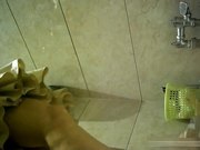 外站流出国内云上会所高清系列花内裤高跟靓妹尿太急射到了鞋子上