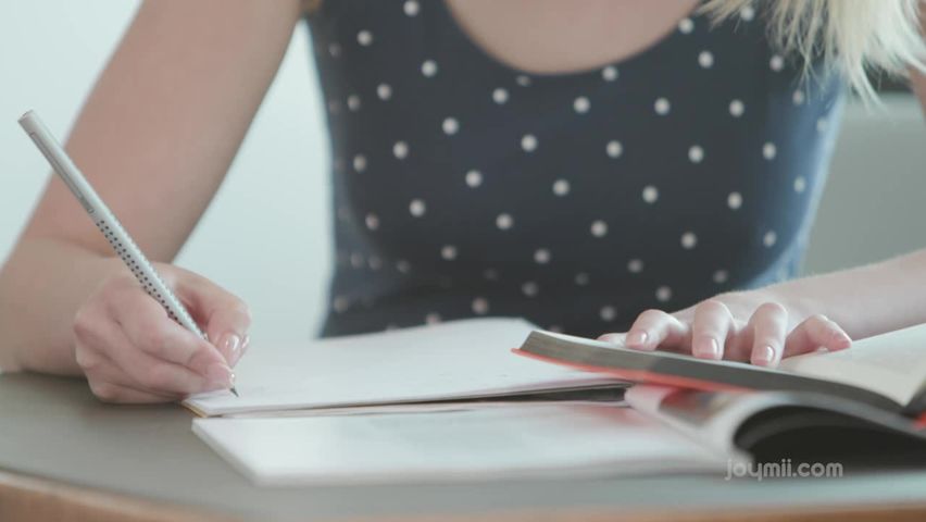 Fucking My Private Teacher 被家庭老师内射的金发少女