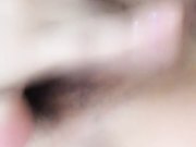 最骚的熟女姐姐枫林婉，露脸展示口技大奶子很诱人玩乳交，骚逼特写撒尿水很多，淫语呻吟让你撸射