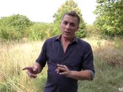 美丽的户外邂逅爱情