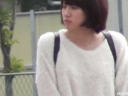 内急难耐找个隐蔽没人处嘘嘘