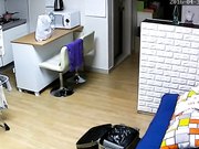 私密生活悲剧的两口子要行房事突然回来人了欲望少妇边看小电影边用口红自慰