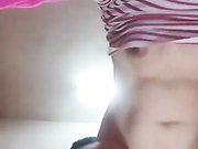 骚浪的邻家姐姐露脸跟夫妻一起玩双飞