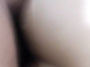 小夫妻为了生计露脸激情啪啪少妇还在奶孩子