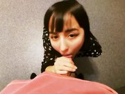 童颜混血大眼小仙女连衣裙黑丝长发激情口爆精液洗脸