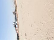 包皮哥海边艳遇离异富姐大冷天直接脱下裤子就在户外无套猛插