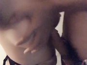 大波混血美女楼道内露出自摸挑逗与大屌男打奶炮饥渴淫叫