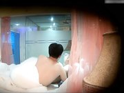 高颜值性感美女和眼镜男酒店开房用情趣道具把她绑起来鞭打屁股干