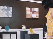 在中国货商店里被黑鬼大鸡巴操的丰满人妻