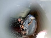 气质漂亮的牛仔裤美腿大学美女貌似给中年男当小三,来到酒店主动伺候男的啪啪,搞了一次没过瘾又做上面操!