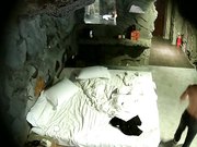 没啥性经验的小伙和大胸小女友吃饱饭玩一会大奶子啪啪干得猛被骑几下就射了