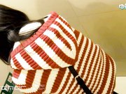 最新流出技术大神暗藏国内某高级商场女卫隔间多视角拍脸又拍下面专挑美女下手还敢俯拍屌爆了1080P超清