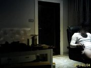 内裤哥欲求不满人妻