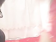 漂亮嫩妹主播会喷水穿着红肚兜和炮友啪啪