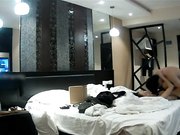 黑丝情趣装太性感男友没忍住抱在床上好一顿猛操