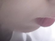 民宅隔窗拍刚下班回家的漂亮女白领寂寞难耐脱衣自慰