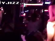 高级酒吧内淫乱表演 看得人热血膨胀啊