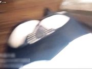 小鲜肉周末约漂亮女友家中呼炮舔屌