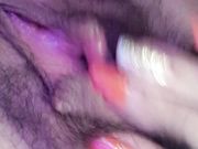 黑丝人妻自慰不过瘾 对着镜子抠骚逼