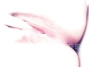 极品白皙大胸粉B的萝莉自慰到潮吹喷尿