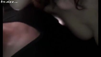 极品美女找刺激和高富帅哥在公厕里啪啪