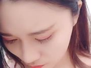 剧情演绎艺校生马上毕业了大街上被导演相中到公园试戏