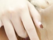 最新流出2019版身材高大的魏姓妹子开房自拍自慰视频给债主