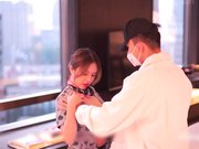 高挑前凸后翘高素质服务员的贴心服务画面很诱惑