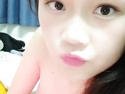 清純甜美小美妞被社會男友狂舔粉嫩沐耳白浆直流