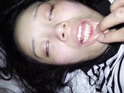 国产迷奸系列美少女被下药各种玩弄最后毛还被剪下来做纪念