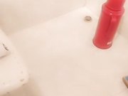 金牌小野猫卫生间开搞内裤脱光扭屁股道具插入骚逼特写展示