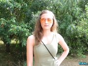 路边搭讪漂亮妹子给钱要求看奶子和屁股加钱小树林啪啪逼逼无毛