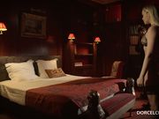 约操金发情趣黑丝外围美女口活一级棒干的直翻白眼