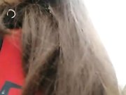 骚浪小甜甜勾搭工地看门的大哥玩野战上来就把骚逼丝袜给撕了