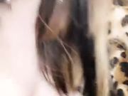 童颜巨乳美女主播喷水女王夹子夹在嫩穴上看着有点疼