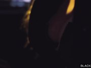 放荡不羁的白嫩激发女孩