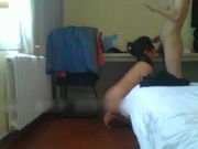 极品骚妇深喉口交舔脚舔屁眼鞭子抽呻吟嗷嗷叫