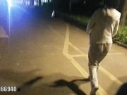 医院女厕偷拍老公陪媳妇来做体检看喜悦的表情应该终于怀上了