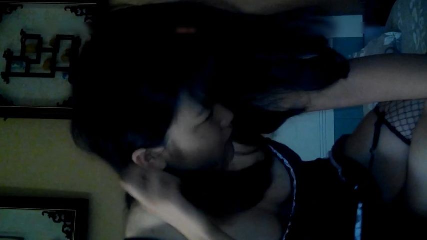 微信约炮大学生兼职卖淫妹子到家里啪啪