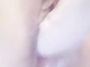 丰满漂亮御姐穿着开档丝袜大力插穴自慰逼逼水多